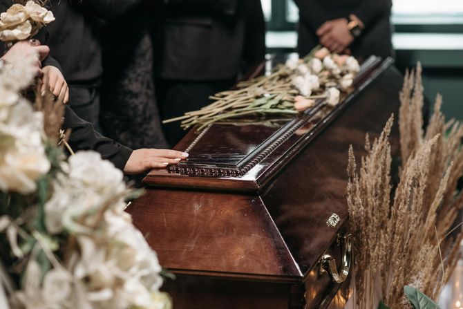 pokojnk sahrana kovčeg pokojnk sahrana kovčeg