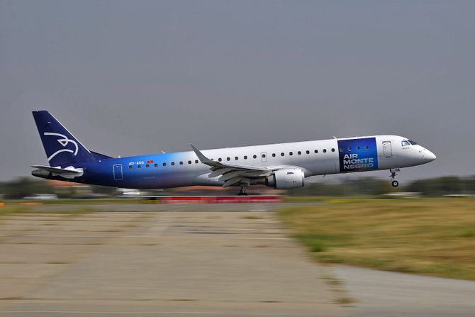 Air Montenegro Embraer E195