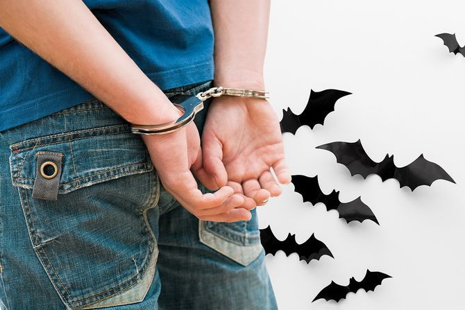 Hapšenje, slepi miševi Hapšenje, slepi miševi