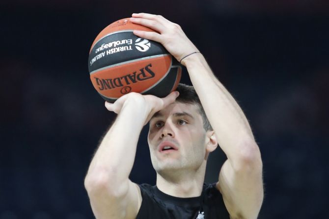 KK Partizan - KK Virtus, Mario Nakić KK Partizan - KK Virtus, Mario Nakić