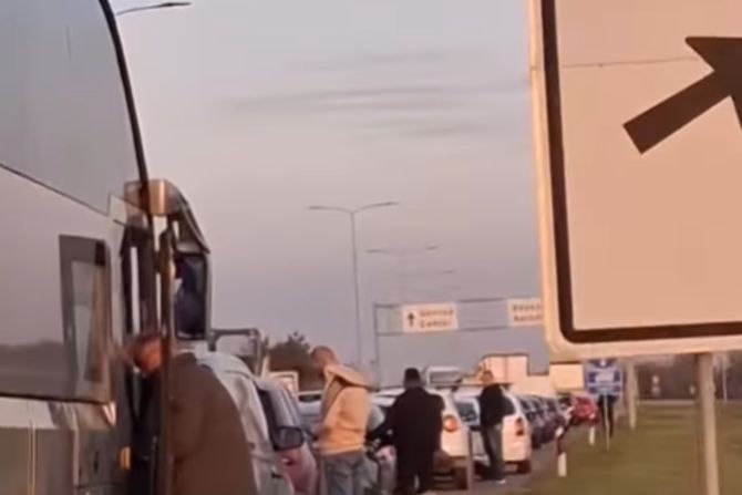 Zastoj u saobraćaju Zastoj u saobraćaju
