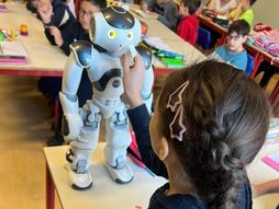 humanoidni roboti, Unicef