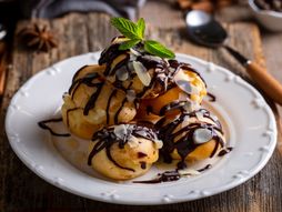 profiterole, slatkiš, poslastica