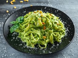 Pasta u zelenom sosu