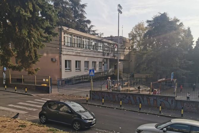 Osnovna škola NH Siniša Nikolajević Osnovna škola NH Siniša Nikolajević