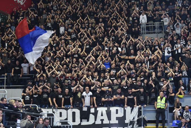 Grobari, KK Partizan, KK Monako Grobari, KK Partizan, KK Monako