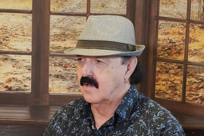 Haris Džinović