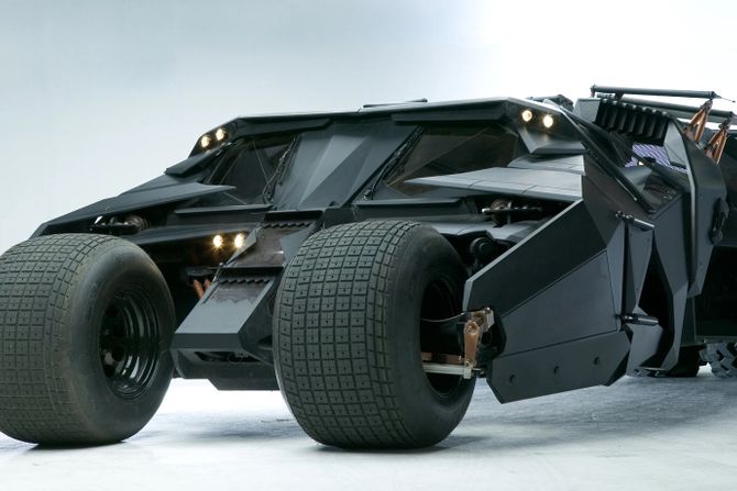 Replika Batmobilea