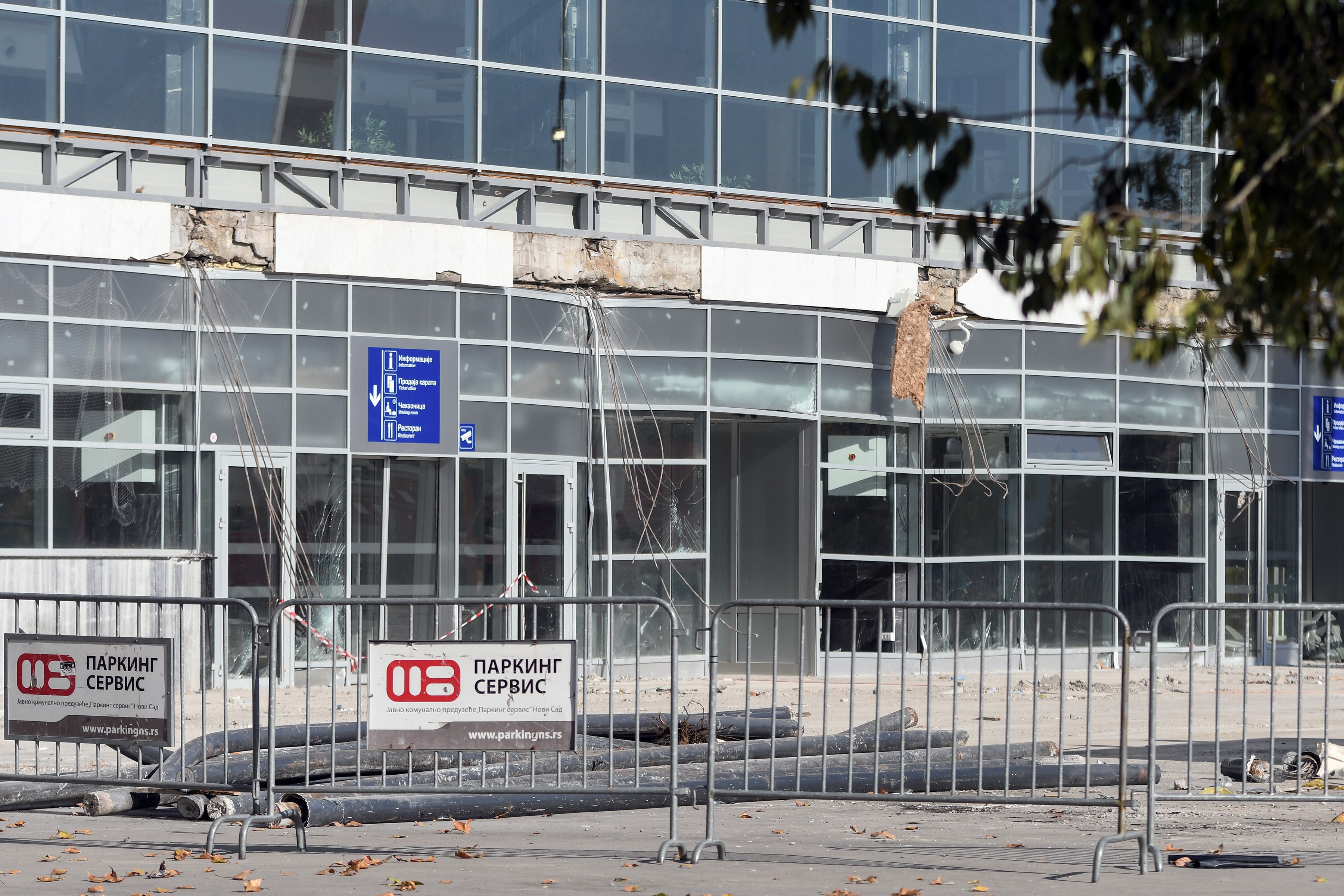 Presuđena naknada štete članu porodice nastradale prilikom pada nadstrešnice