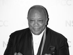 Quincy Jones kvinsi dzons