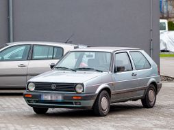Golf dvojka 2 auto