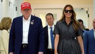 Donald Tramp stigao na glasanje: Sa njim i Melanija