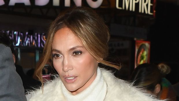 Jennifer Lopez, Dženifer Lopez sa obezbeđenjem