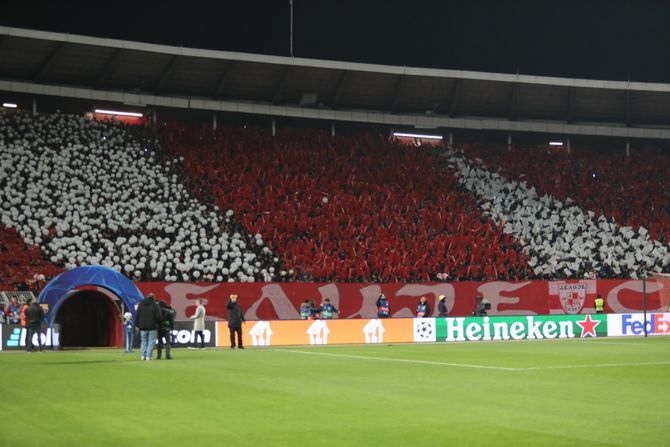 FK Crvena zvezda - FK Barselona