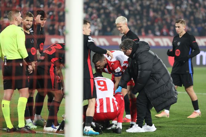 FK Crvena zvezda - FK Barselona