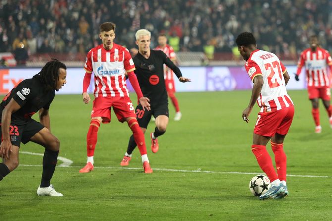 FK Crvena zvezda - FK Barselona