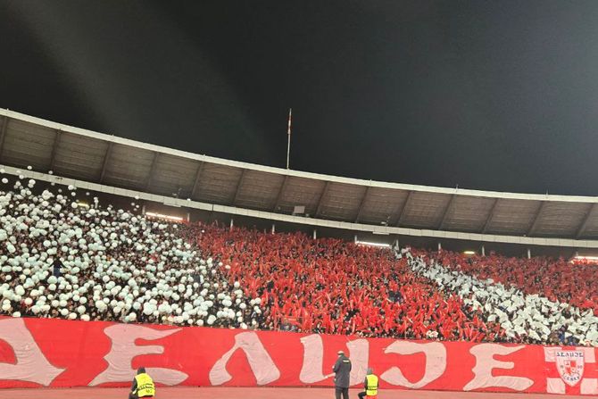 Koreografija FK Crvena zvezda - FK Barselona Koreografija FK Crvena zvezda - FK Barselona