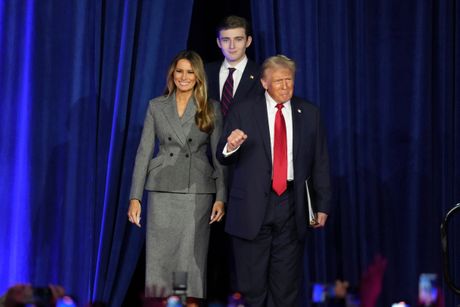 Donald, Melanija i Baron Tramp