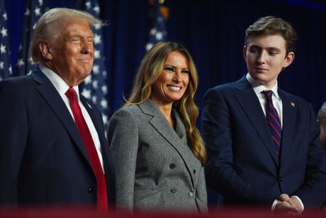 Donald, Melanija i Baron Tramp