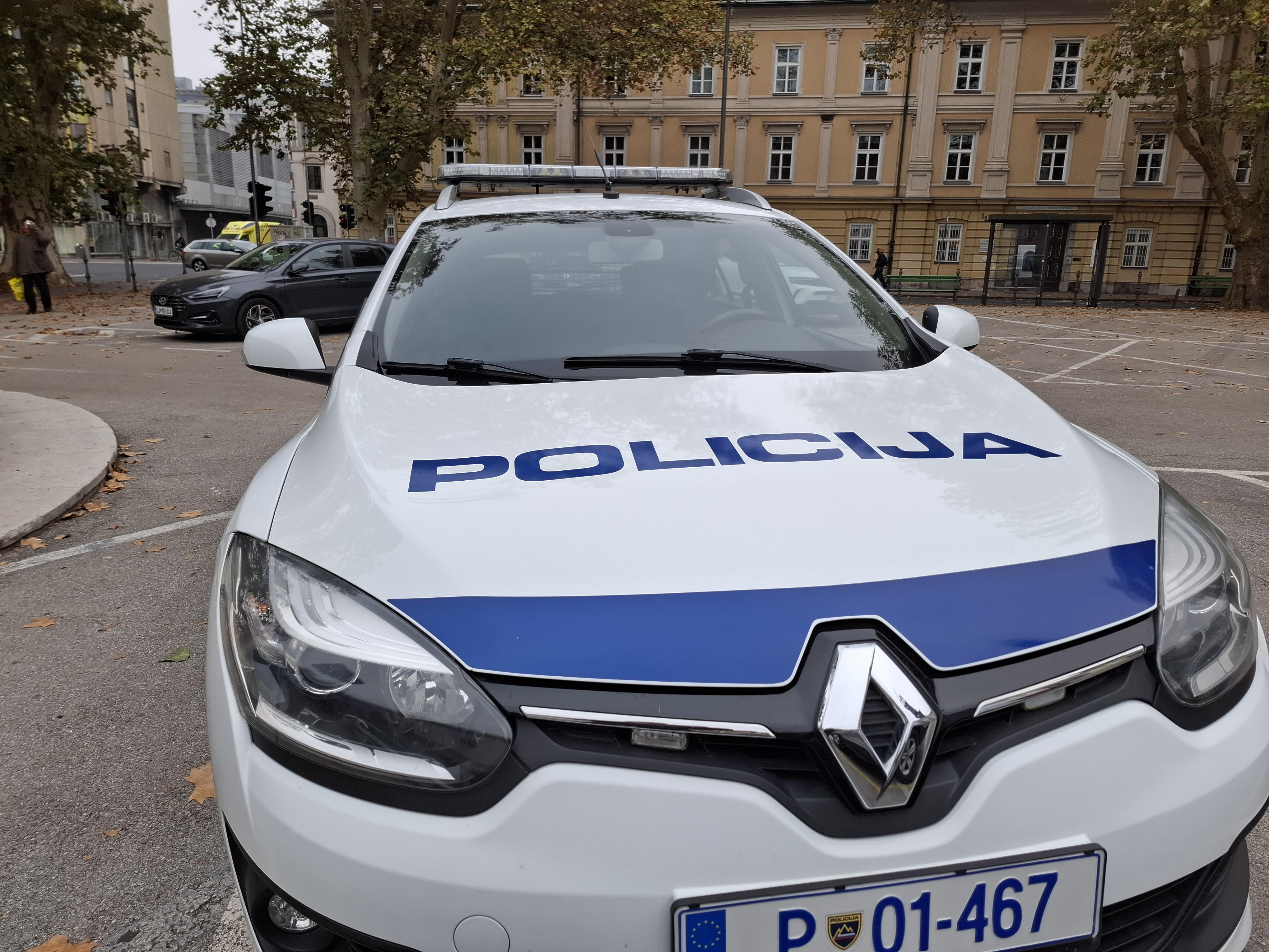 Velika akcija policija u Mariboru: Izvršeno 17 pretresa, među osumnjičenima i gradonačelnik