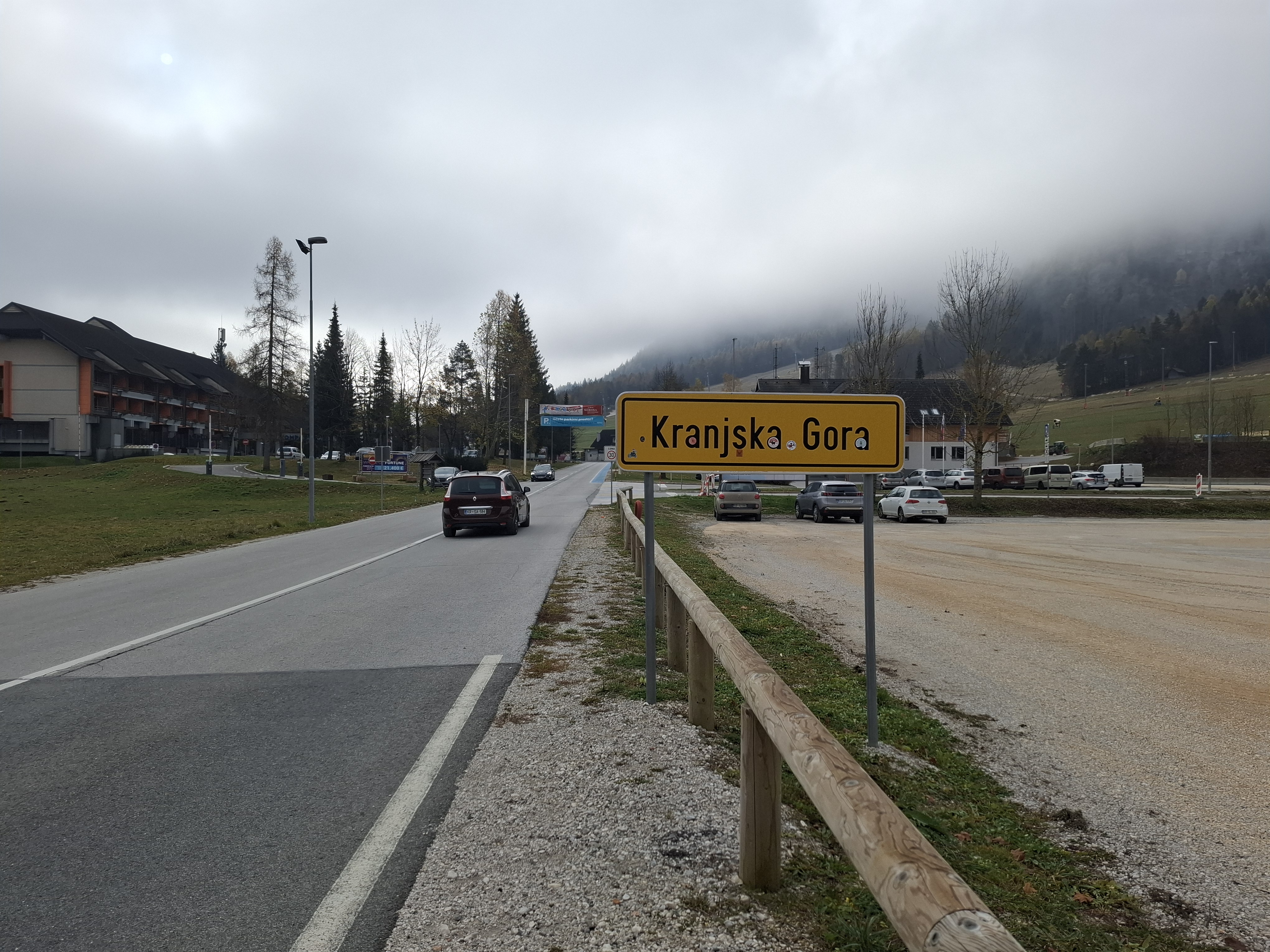 Ponovo se razbuktao požar kod Kranjske Gore: Dva žarišta na nepristupačnom terenu