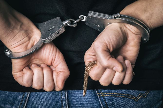 Razbojnik zlatara Razbojnik zlatara