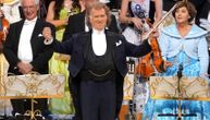 Andre Riju poziva svet da ispuni noć valcerom uz novi koncertni DVD Waltz the Night Away - Mastriht 2025