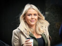 Karoline Leavitt, Kerolajn Livit