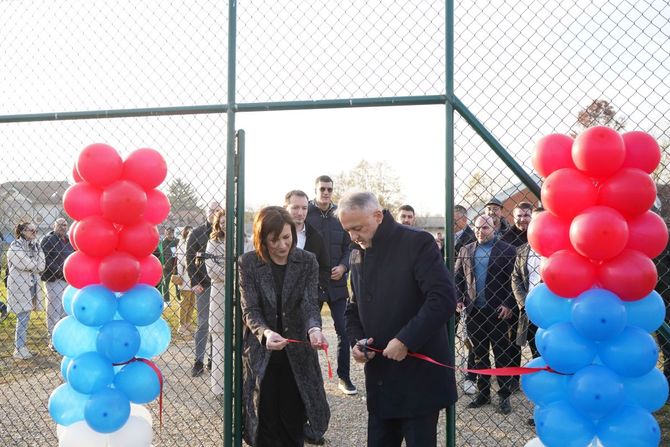 Trstenik dobio novi teren za mali fudbal