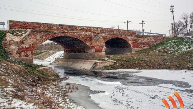 Fenj, Jaša Tomić i Šurjan