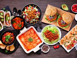 Raznovrsna biljna hrana