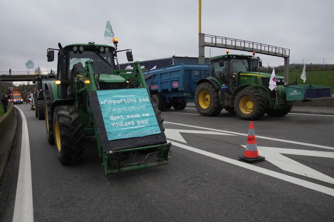 Protesti poljoprivrednika u Francuskoj