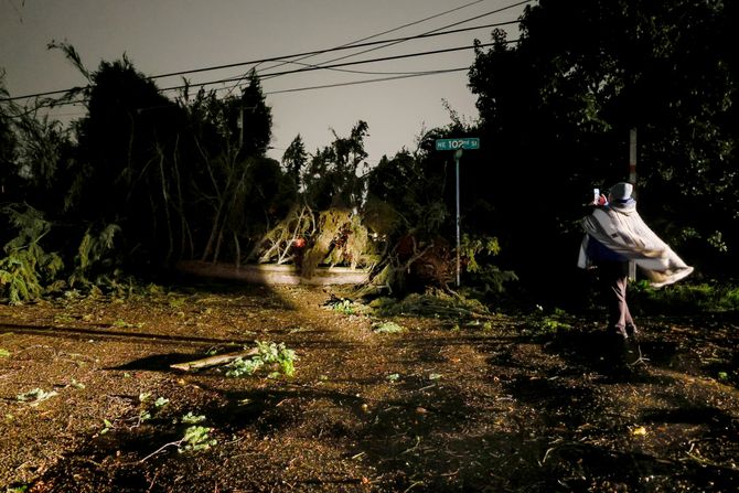 Oluja ciklon bomba SAD Vašington