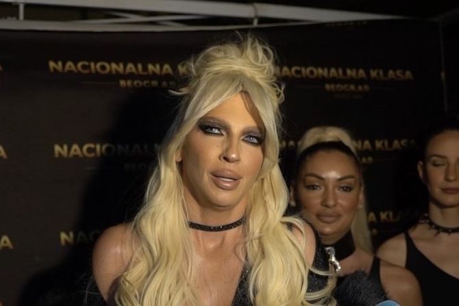 Jelena Karleuša Jelena Karleuša