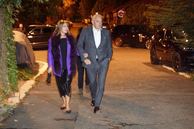 Lepa Brena kuća slava Aranđelovdan Lepa Brena kuća slava Aranđelovdan