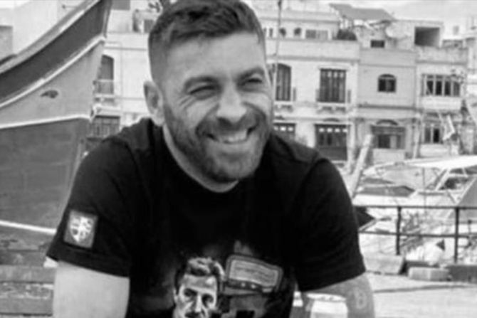 Aleksandar Stolić, niš, umro na malti Aleksandar Stolić, niš, umro na malti