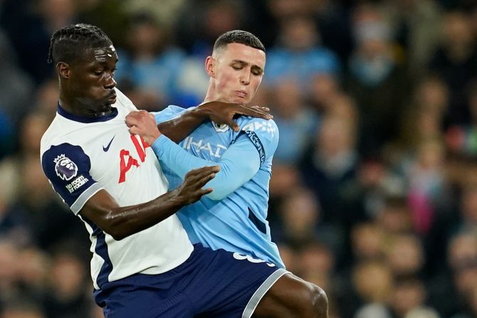 FK Mančester siti - FK Totenhem, Premijer liga