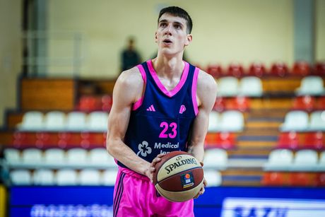 KK Mega, Ognjen Srzentić KK Mega, Ognjen Srzentić