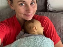 Sara Lav Sarah Love sin beba Linkoln  Lincoln