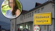 Snimak privođenja besne Ivanjičanke koja je ubila bebu cuclom: Policajci u šoku, "ovo je bolesno"!