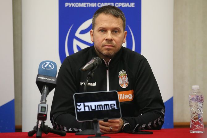 Uroš Bregar Uroš Bregar