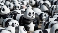 Nekoliko hiljada skulptura džinovskih pandi izloženo u Hong Kongu