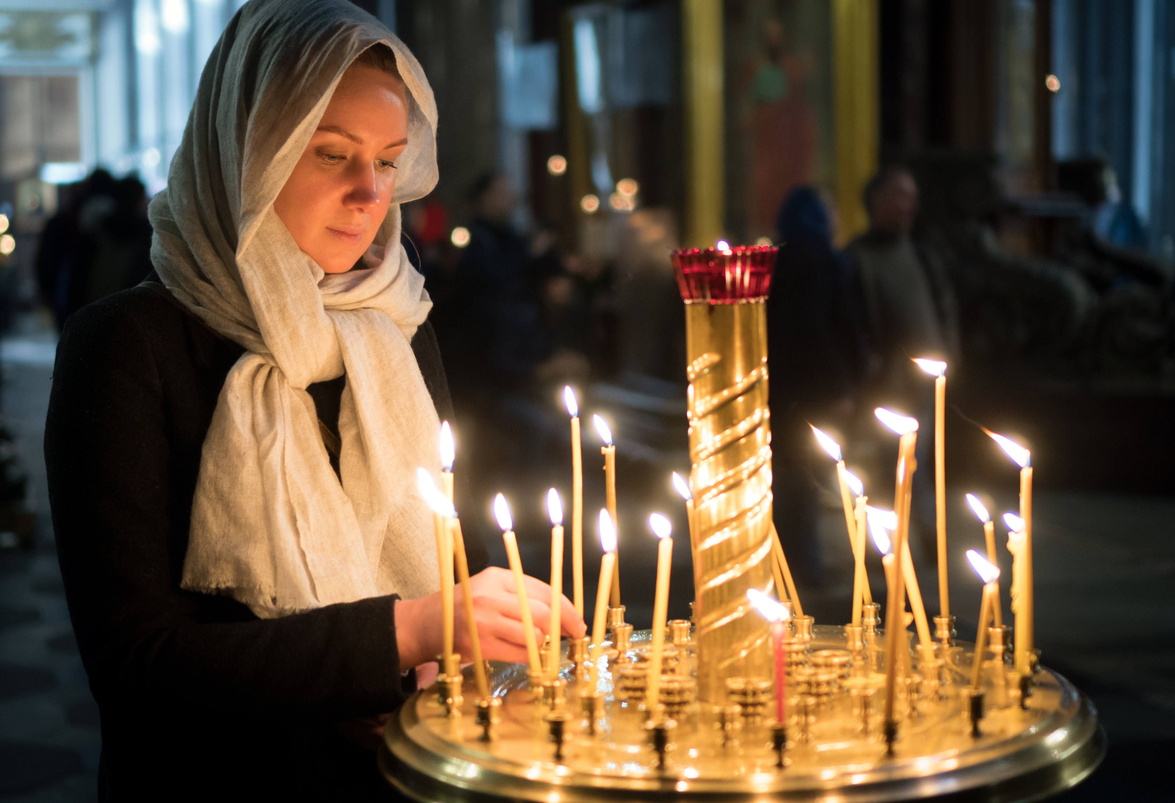 VEČERAS U PONOĆ obavezno uradite ovo! Slavimo veliki praznik, a prati ga strog običaj