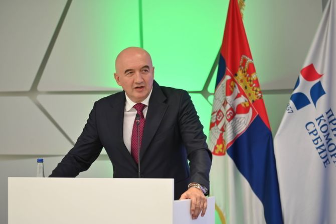 Dragan Stevanović, sekretar Udruženje za hemijsku, gumarsku industriju i industriju nemetala PKS