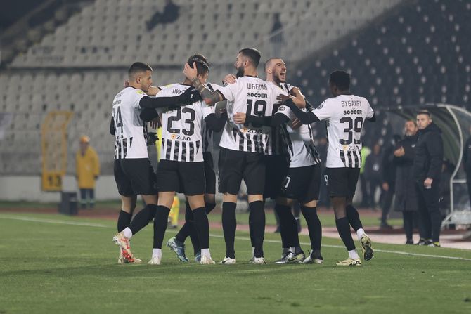 FK Partizan - FK Radnički Niš