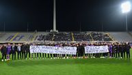 Dirljive scene u Firenci: Čitav stadion poslao podršku igraču koji se srušio na utakmici