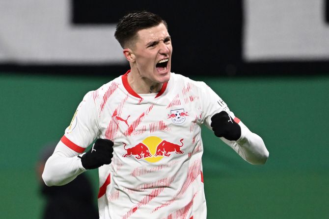 Benjamin Šeško - FK Lajcpig Benjamin Šeško - FK Lajcpig