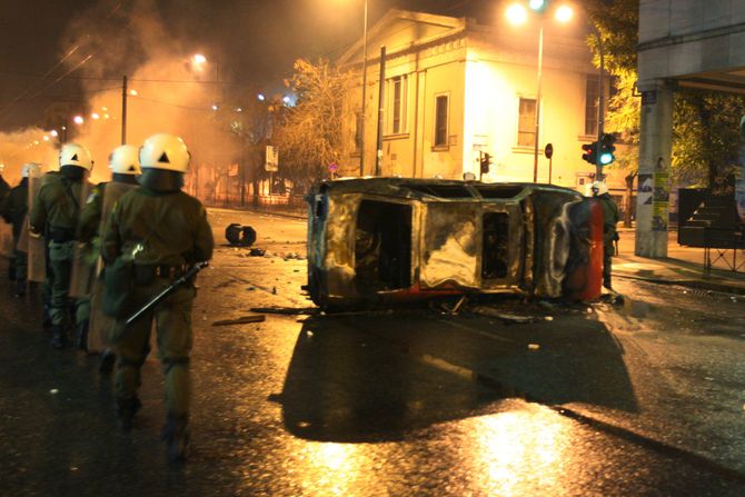 Sukobi demonstranata i policije u Atini