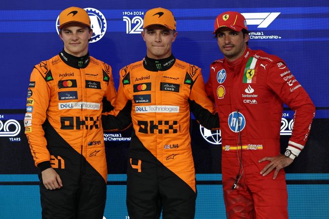 Lando Noris - Oskar Pjastri - Karlos Sainc - Formula 1 Lando Noris - Oskar Pjastri - Karlos Sainc - Formula 1