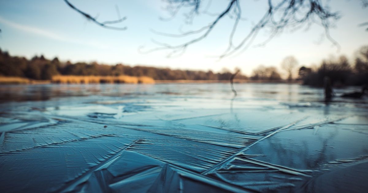 Dve sestrice, stare 2 i 3 godine, upale u zaleđeno jezero i umrle: Tragedija u Rumuniji